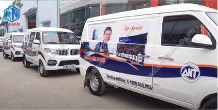 Dan Decal Quang Cao Tren Xe Oto