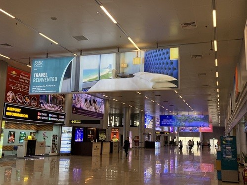 Quang Cao Man Hinh Led Tai San Bay Tsn