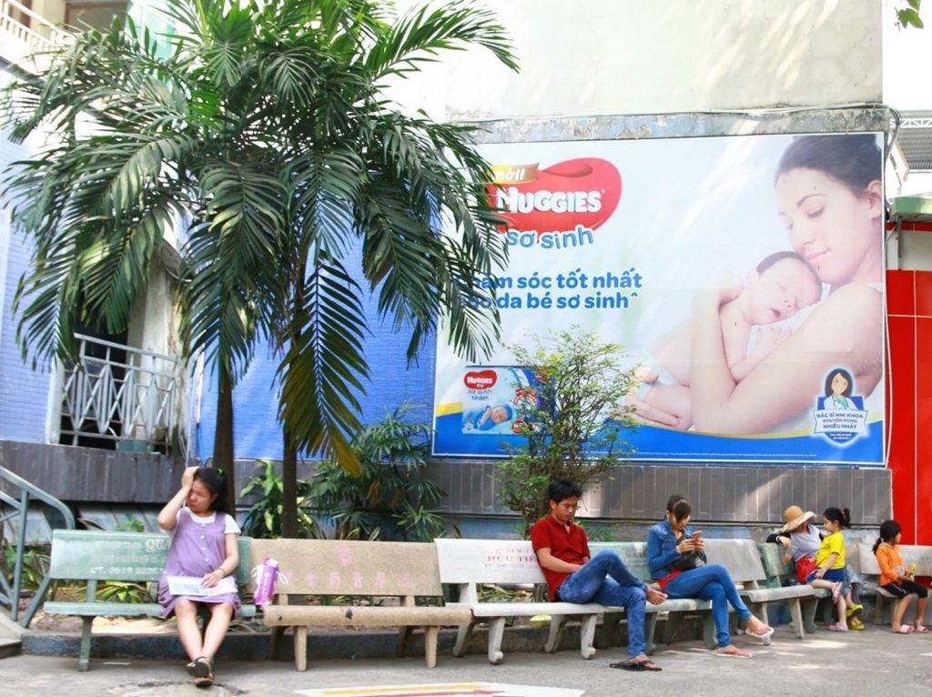 Quang Cao Pano Billboard Benh Vien